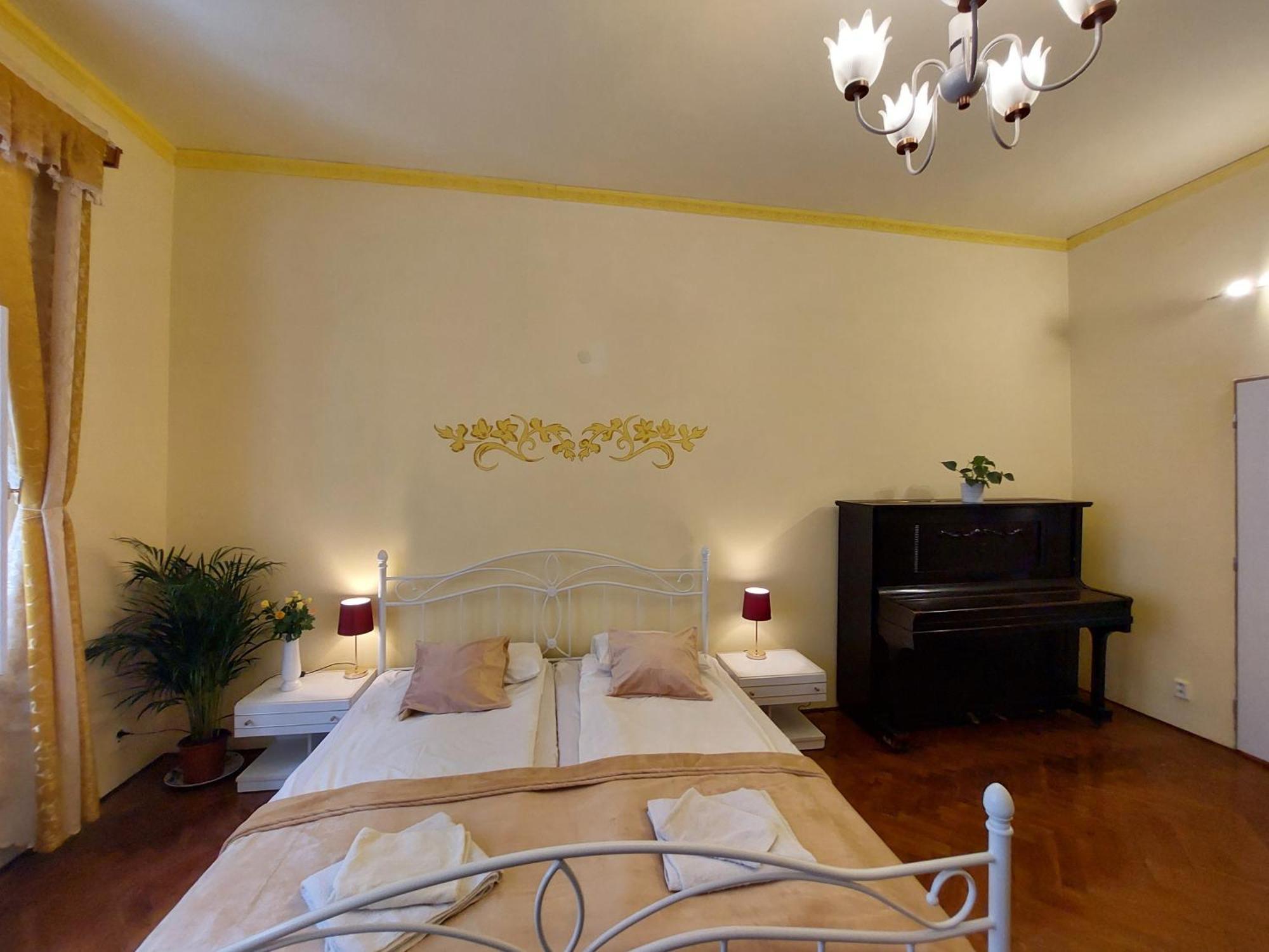 Apartment Zuzana Piano